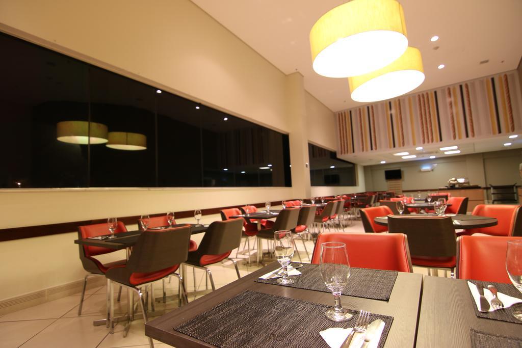 Samba Itaborai Hotel Екстериор снимка