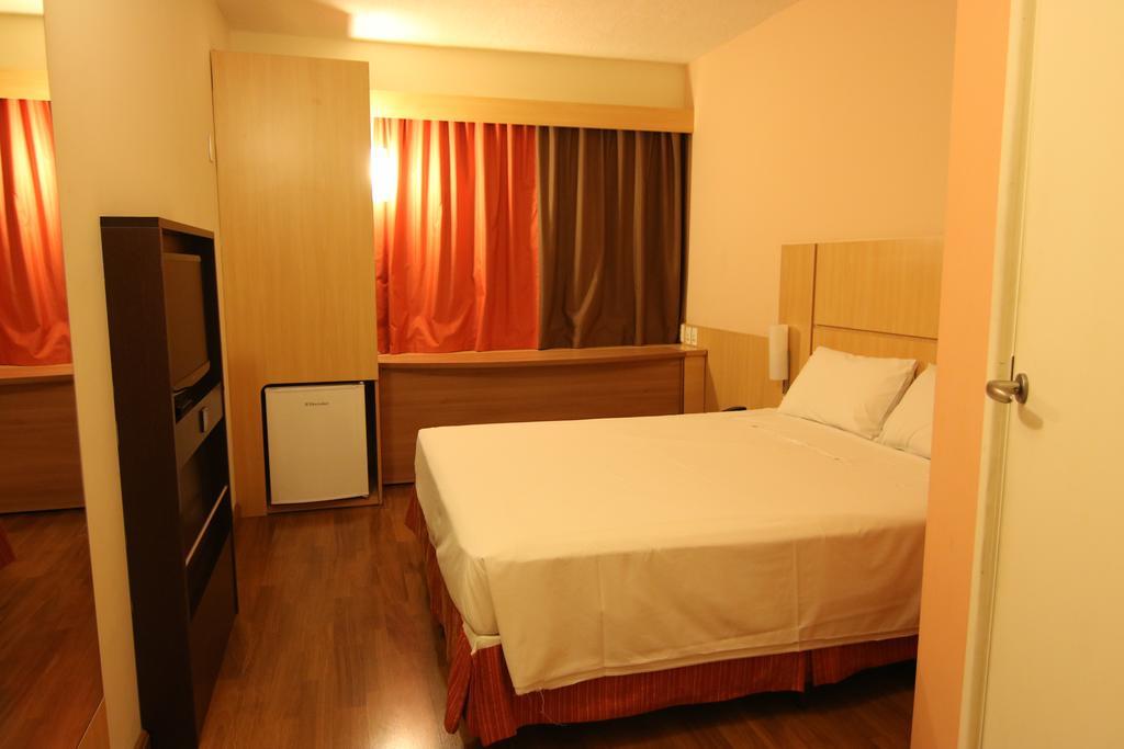 Samba Itaborai Hotel Екстериор снимка